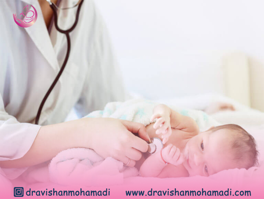 معایناتی که باید بر روی تمامی نوزادان انجام شود، چه معایناتی هستند؟